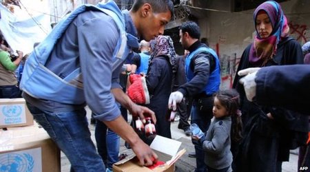 IS militants 'enter Yarmouk refugee camp' in Syrian capital