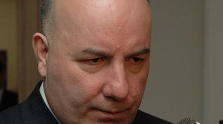 Azeri central banker gets term extended for 5 more years