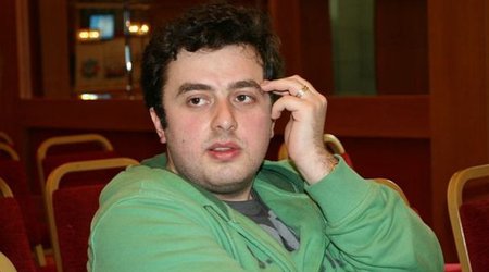 Гадир Гусейнов победил Овика Айрапетяна