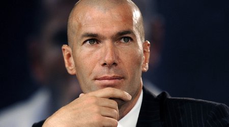 Zidan: "Ronaldo məni təəccübləndirir"