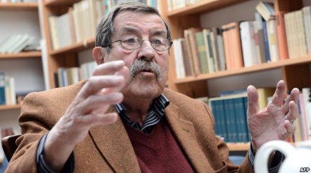 Günter Grass: "Bax ədəbiyyat insana belə təsir edə bilir"