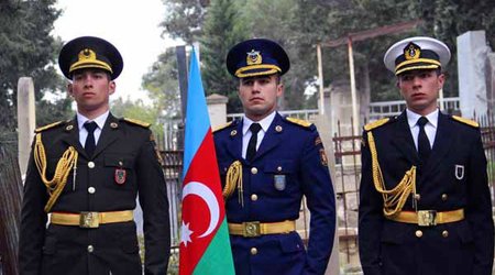 "Artilleriya Allahı" yad edildi - Fotolar