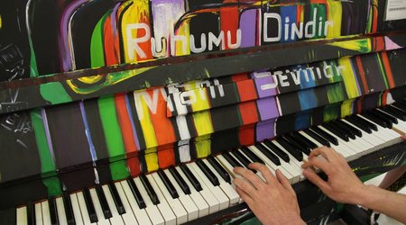 NO COMMENT: Bakıda piano əyləncəsi - FOTOLAR