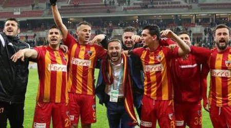 Kamran Ağayevin komandası superliqada