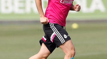 Benzema məşqlərə başladı