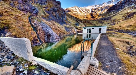 Incredible hidden pool nestled in the mountains of Iceland