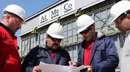Azerbaijan's Azmeco Group plans $1bn bond issue in London
