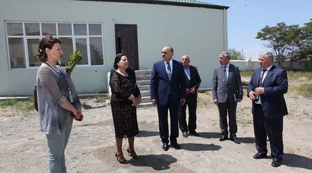 Yanan binanın sakinlərinin yerləşdiriləcəyi ünvanlar açıqlandı - Fotolar