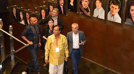Şri-Lanka mədəniyyət naziri Gənc Tamaşaçılar Teatrında - Fotolar