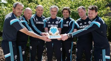 Mourinyo və Hazard mövsümün ən yaxşısı seçildi