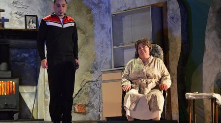 Gənc Tamaşaçılar Teatrının aktyorları Rusiyada Teatr Məktəbində iştirak edəcəklər - Fotolar