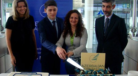 Azerbaijan Airlines arrives in Spain