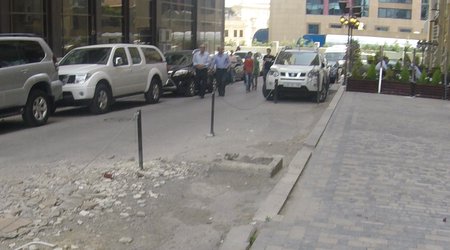 Bu küçələrdə hərəkətə mane olan maneələr aradan qaldırılır - Fotolar