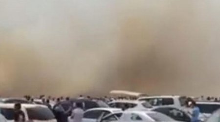 Bakıdakı maşın bazarında yanğın