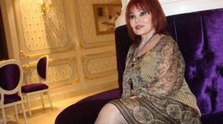 Amaliya Pənahova 70 yaşını qeyd edir