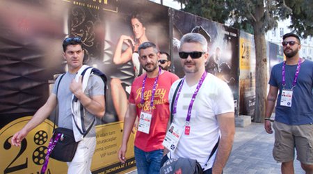 Fransız turist: "Bakıdan dolma aparacağam"