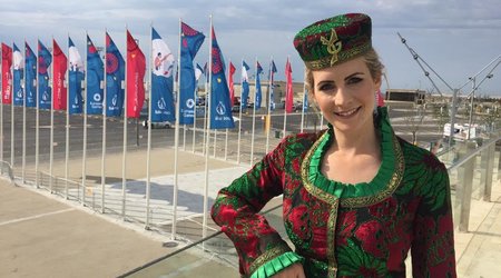 "Eurosport"un aparıcısı Azərbaycanın milli geyimində - FOTOLAR