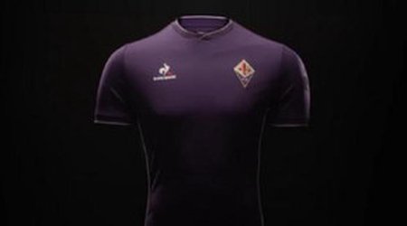 ​"Fiorentina" yeni mövsüm üçün formasını təqdim etdi