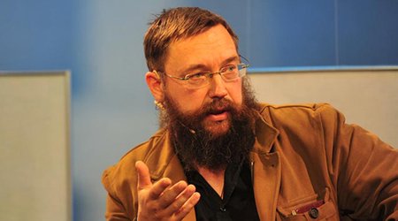 Russian billionaire flees to Azerbaijan's rebel region