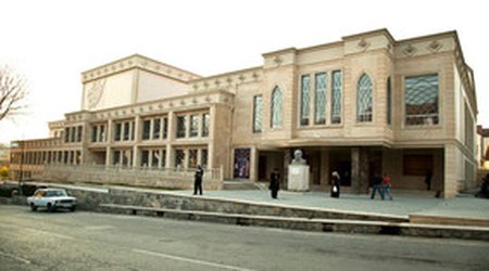 Şəki teatrı "Don Kixot" tamaşasını repertuarına daxil edəcək