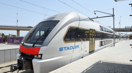 İkimərtəbəli qatarların istifadə vaxtı açıqlandı - FOTOLAR