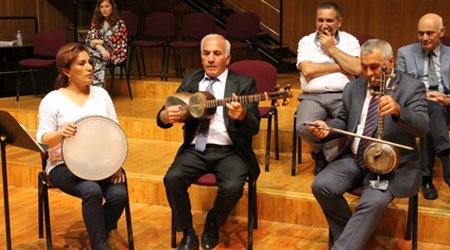 Milanda Azərbaycan muğamı maraqla qarşılanıb
