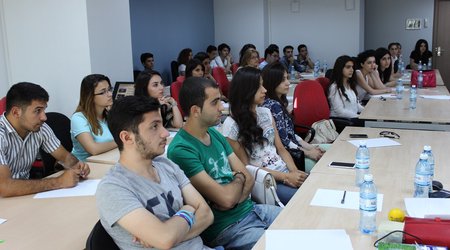 Smart Start proqramına seçilən gənclər Bakcell şirkətində təcrübəyə başlayıblar - Fotolar