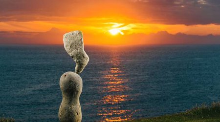 Stone balancer Adrian Gray creates striking statues on the Isle of Man