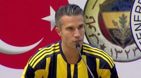Van Persinin transferi ilə bağlı sensasiyalı yenilik