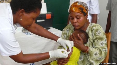 Malaria vaccine gets 'green light'