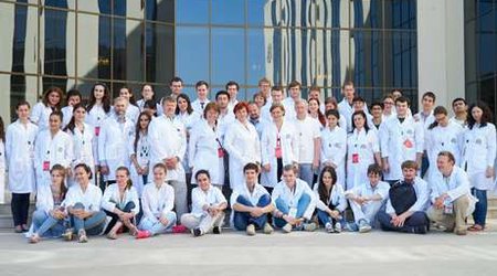 Chinese students win int'l chemistry medals in Azerbaijan