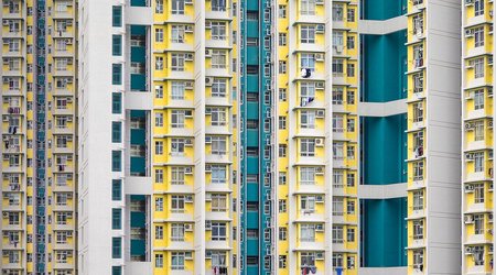 Portraits of a packed city