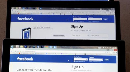 Facebook struggles to sell advertising