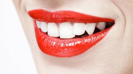 Why a splash of milk in your tea keeps teeth white