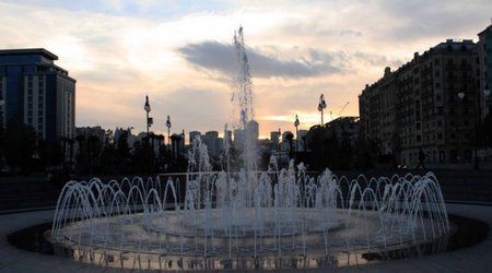 Şəhər parkları: Qış bulvarı - FOTOREPORTAJ