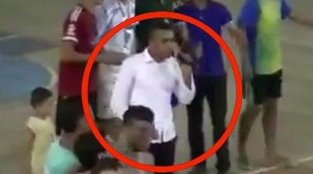 Aparıcı canlı yayımda öldü – VİDEO