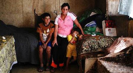 Armenians flee en masse from border villages of Azerbaijan