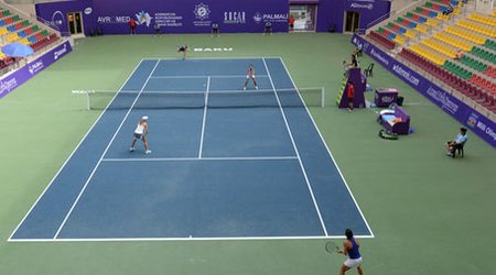 Nadal ilk qarşılaşmasında qalib gəldi