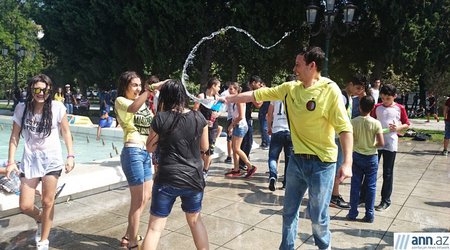 Water fight: yayın son günləri - FOTOLAR
