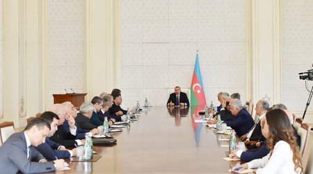 Prezidentin sədrliyi ilə IV İslam Həmrəylik Oyunlarının Təşkilat Komitəsinin iclası olub