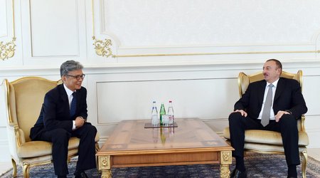 Ильхам Алиев принял посла Кореи