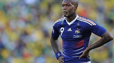 Fransa millisinin sabiq futbolçusu həbs olundu