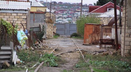 Bakı-Sumqayıt dəmiryolu üzərindəki evlər sökülür? - FOTOLAR