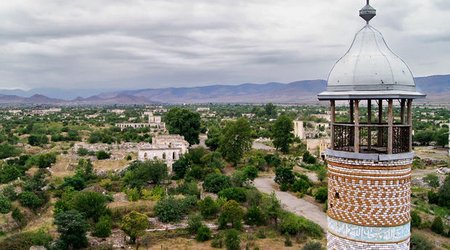 El Mundo: Ermənilər Ağdam şəhərini məhv ediblər