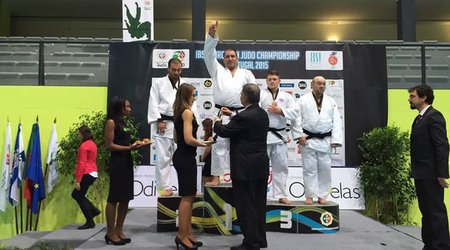 İlham Zəkiyev 6 qat Avropa çempionu oldu