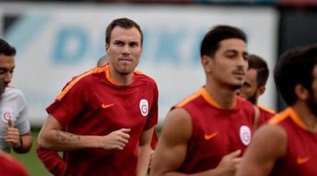 “Qalatasaray”ın futbolçusu “Ştutqart”da