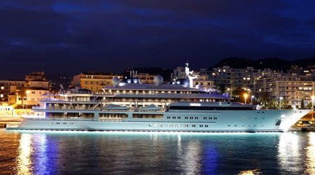 Wealth of richest 1% 'equal to other 99%'