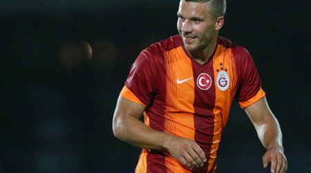 Podolski yeni klubunu açıqladı