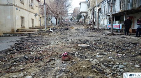 Köhnə Bakı küçələrindən biri də yoxa çıxır - FOTOLAR