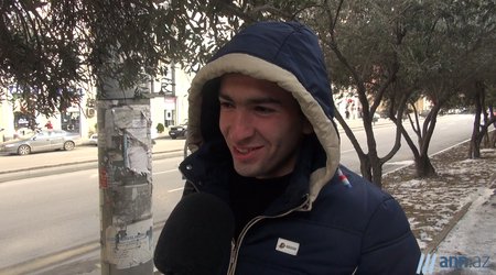 XƏBƏR ANı: Direktor uşaqların qarşısında müəllimi döyürsə...